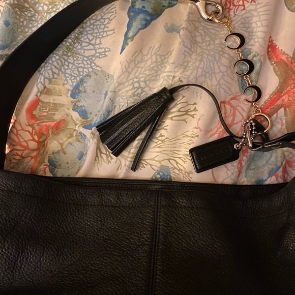 Coach Black Leather Shoulder Bag - Picture 4 of 8